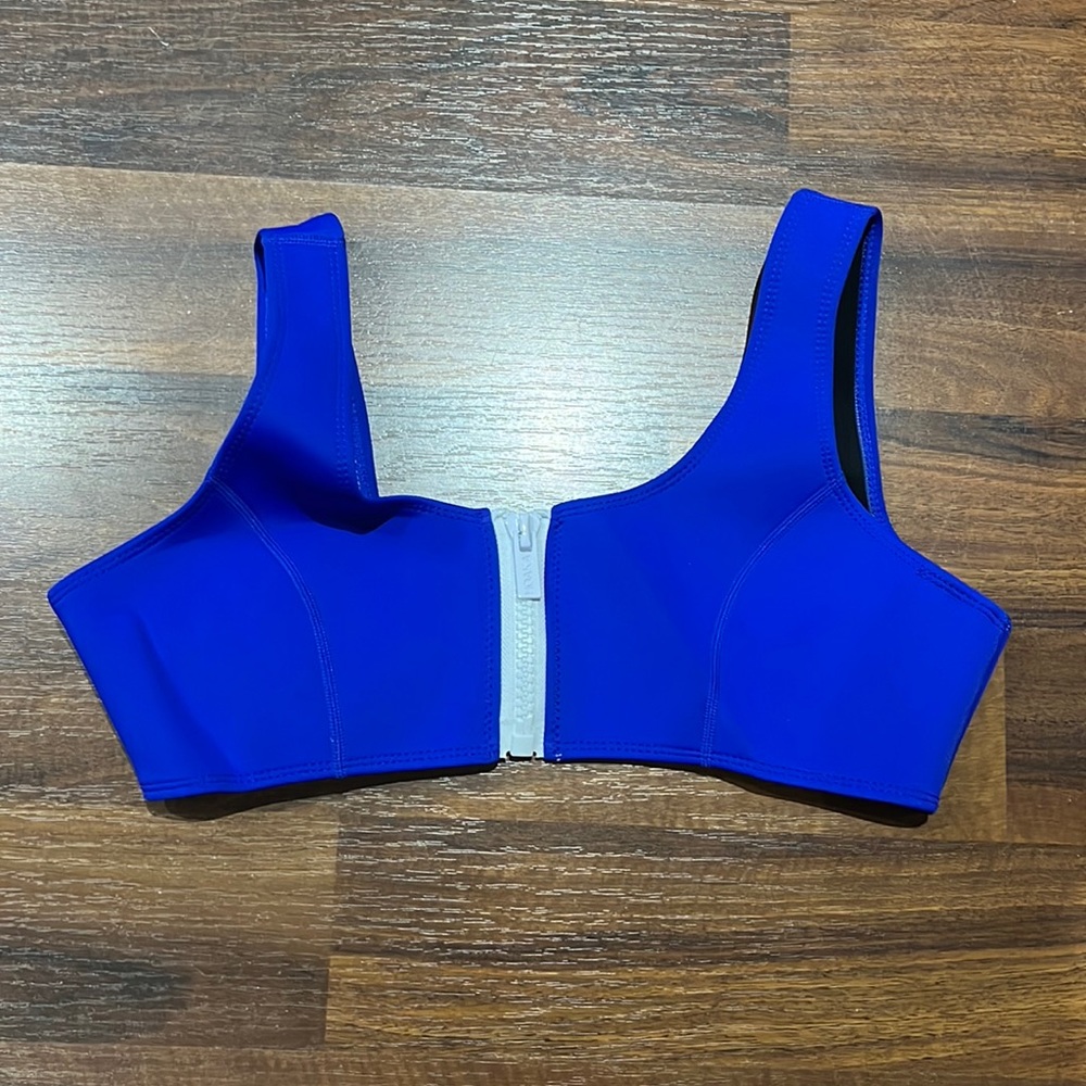 Hoaka Swimwear top bikini